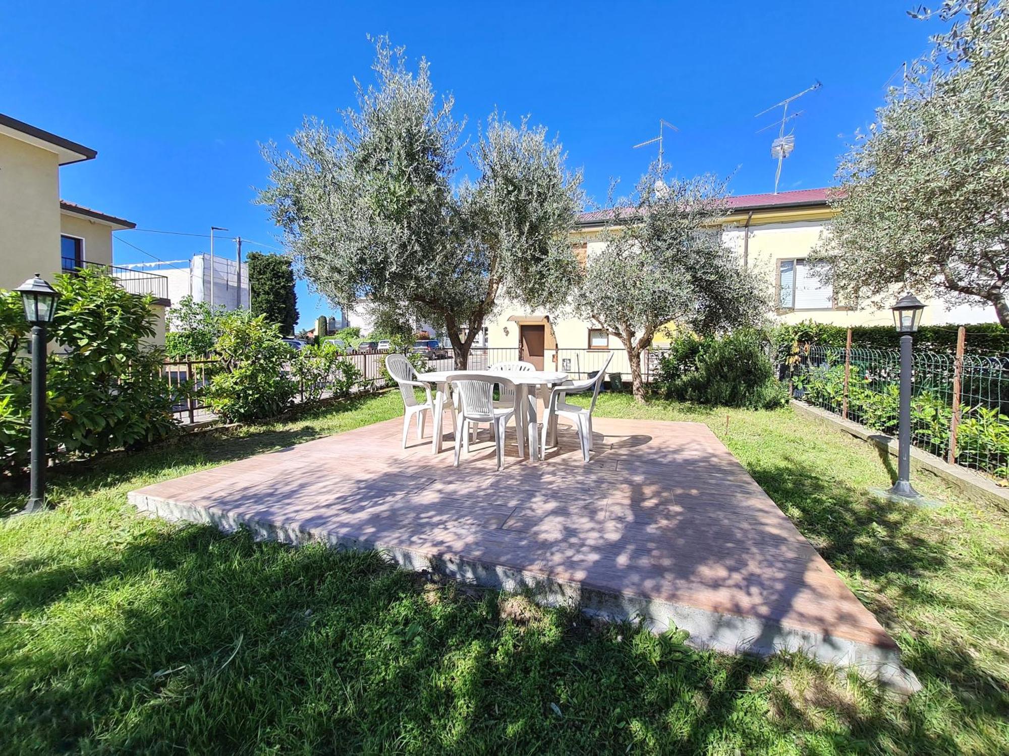 Pederzoli Apartamento *